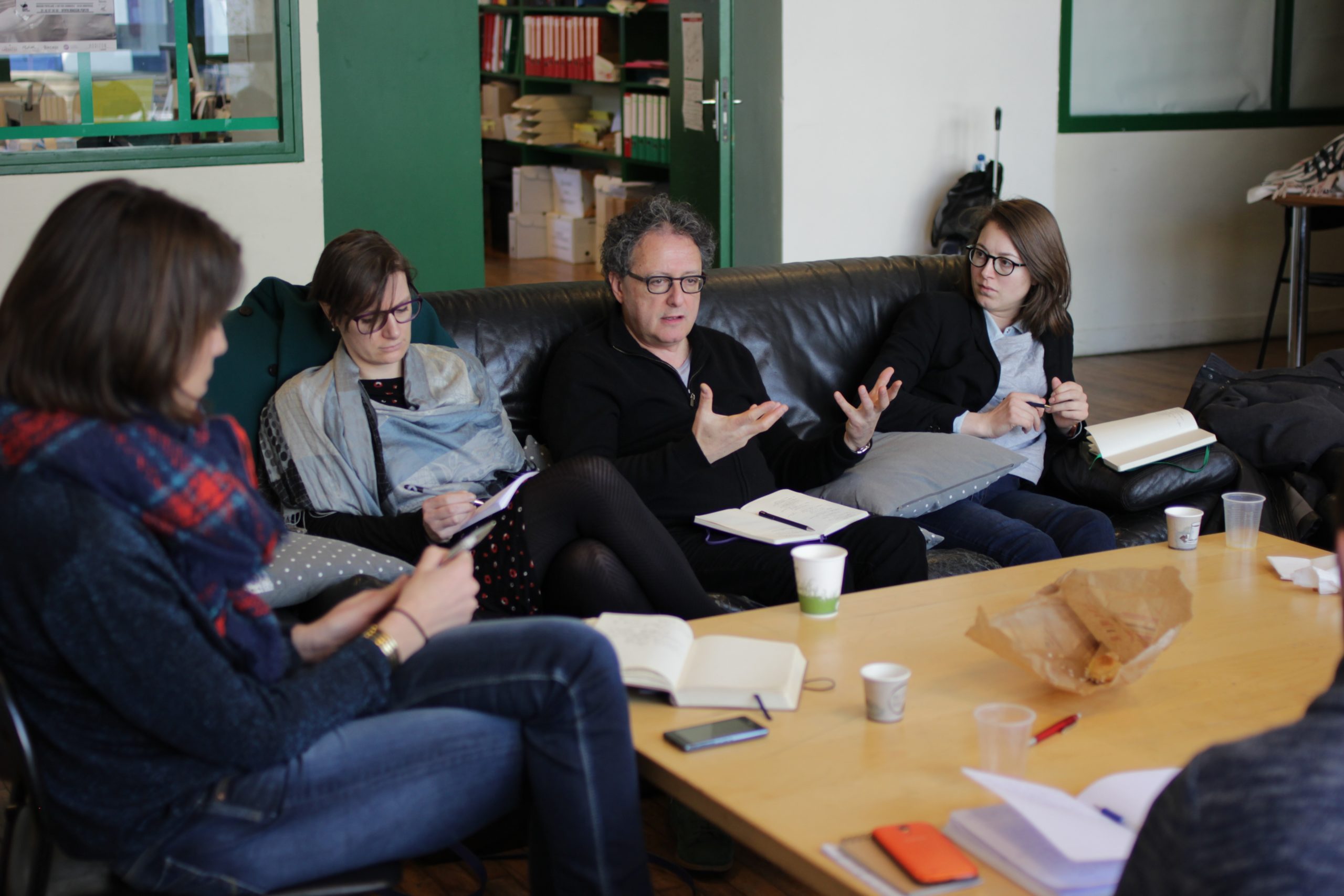 Stagiaires à la Maison populaire de Montreuil, Paris